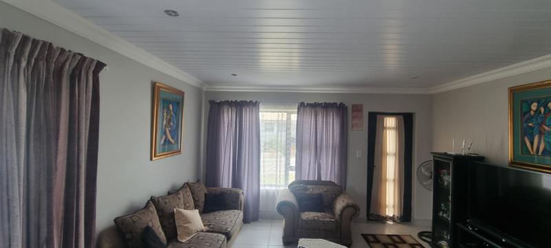 To Let 3 Bedroom Property for Rent in Dana Bay Western Cape